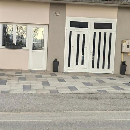 Sana Postojna Exterior foto
